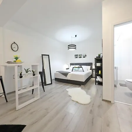 Luxury 1107 *